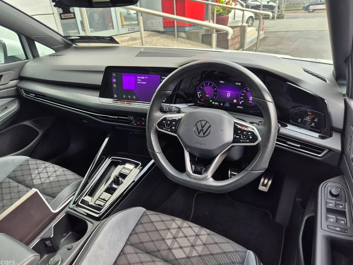 Volkswagen Golf Hatchback, Petrol, 2024, White