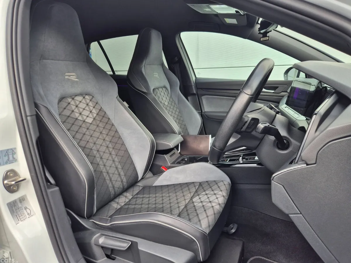 Volkswagen Golf Hatchback, Petrol, 2024, White