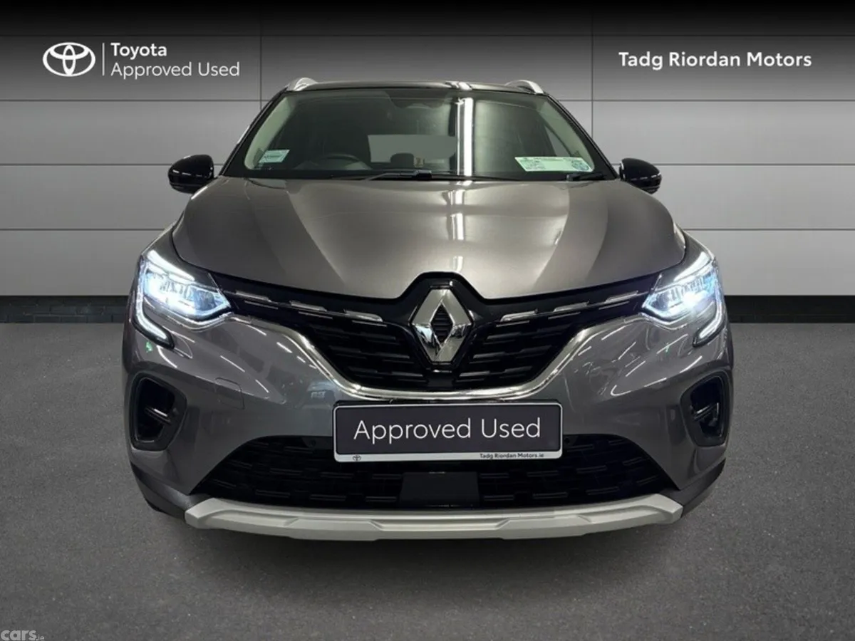 Renault Captur Hatchback, Petrol Plug-in Hybrid, 2021, Grey