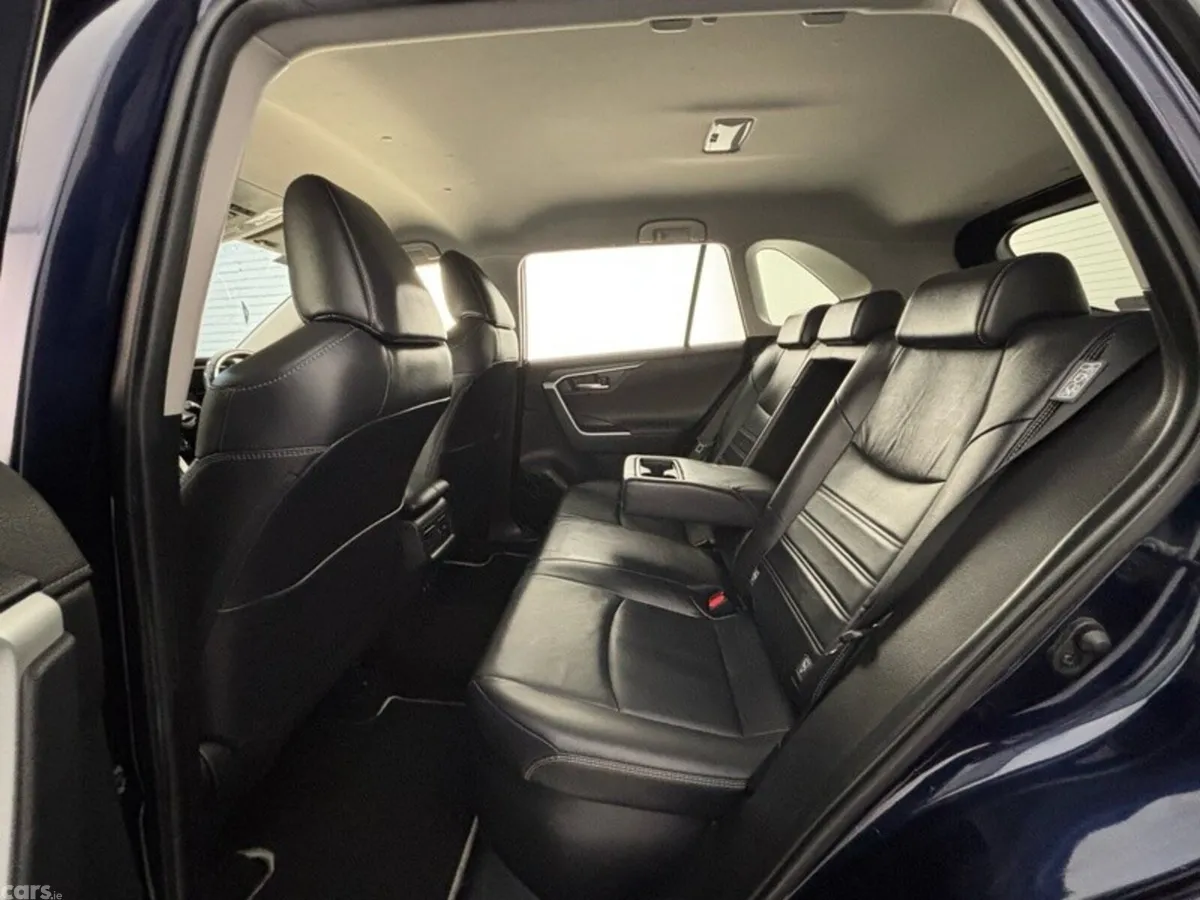 Toyota RAV4 SUV, Petrol Hybrid, 2019, Blue