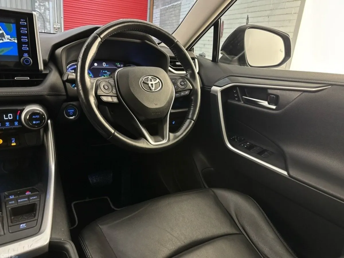 Toyota RAV4 SUV, Petrol Hybrid, 2019, Blue