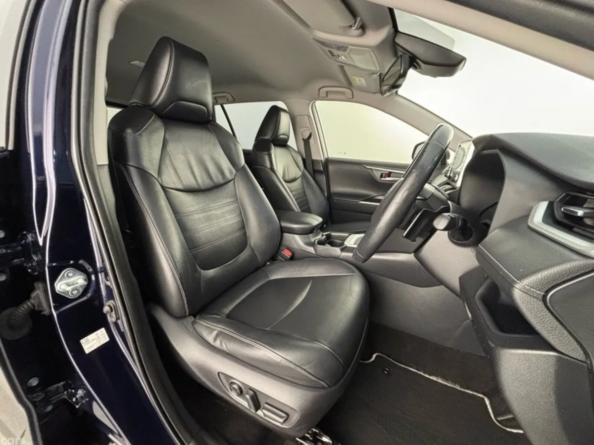 Toyota RAV4 SUV, Petrol Hybrid, 2019, Blue