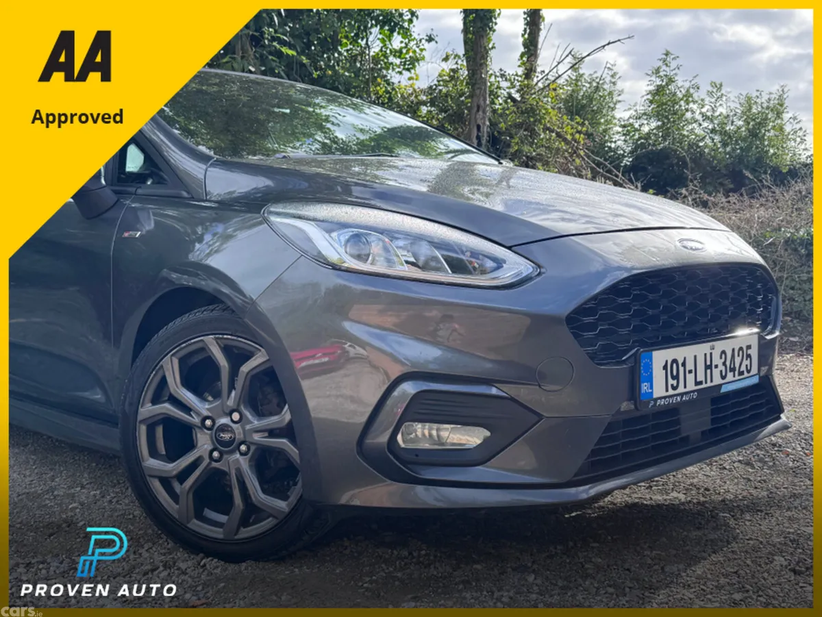 Ford Fiesta Hatchback, Petrol, 2019, Grey