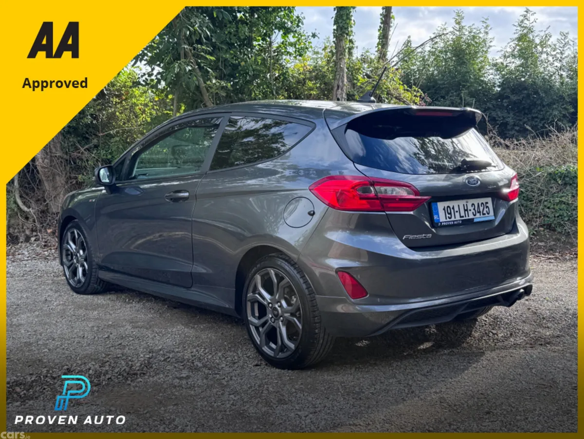 Ford Fiesta Hatchback, Petrol, 2019, Grey