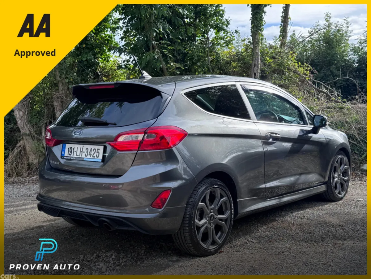 Ford Fiesta Hatchback, Petrol, 2019, Grey