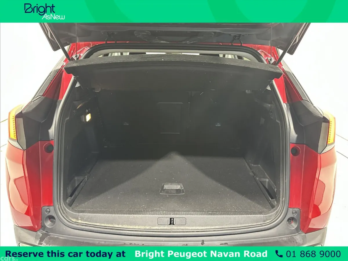 Peugeot 3008 MPV, Diesel, 2020, Red