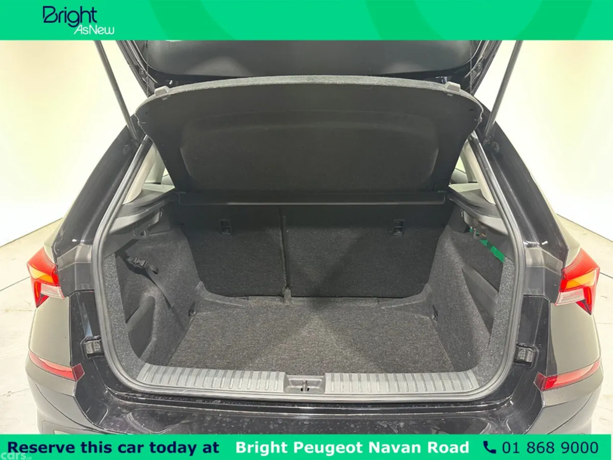 Skoda Kamiq Hatchback, Petrol, 2021, Black