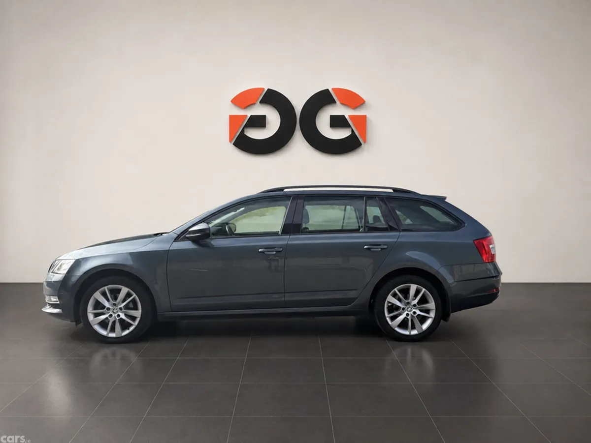 Skoda Octavia Estate, Diesel, 2018, Grey