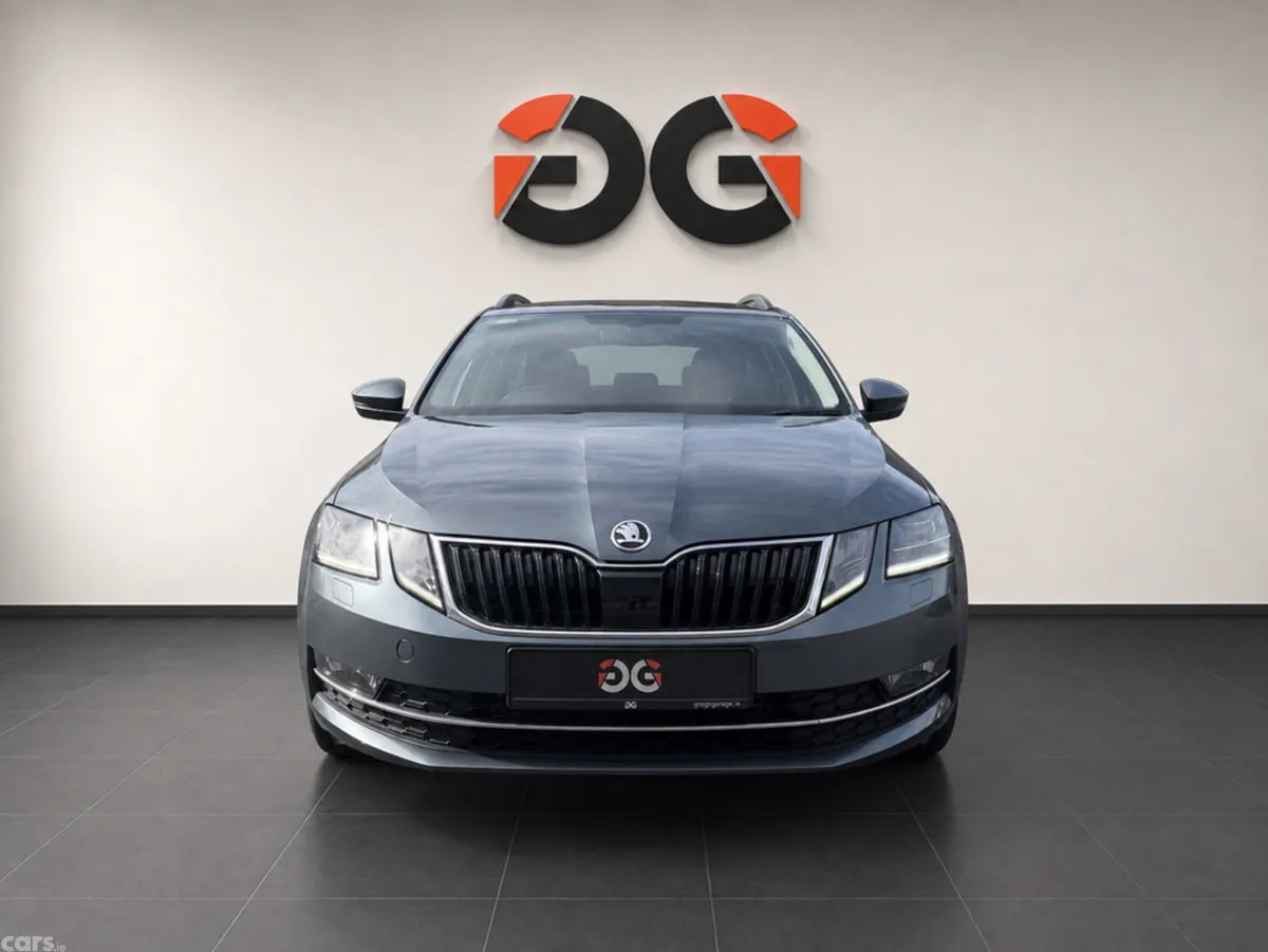 Skoda Octavia Estate, Diesel, 2018, Grey