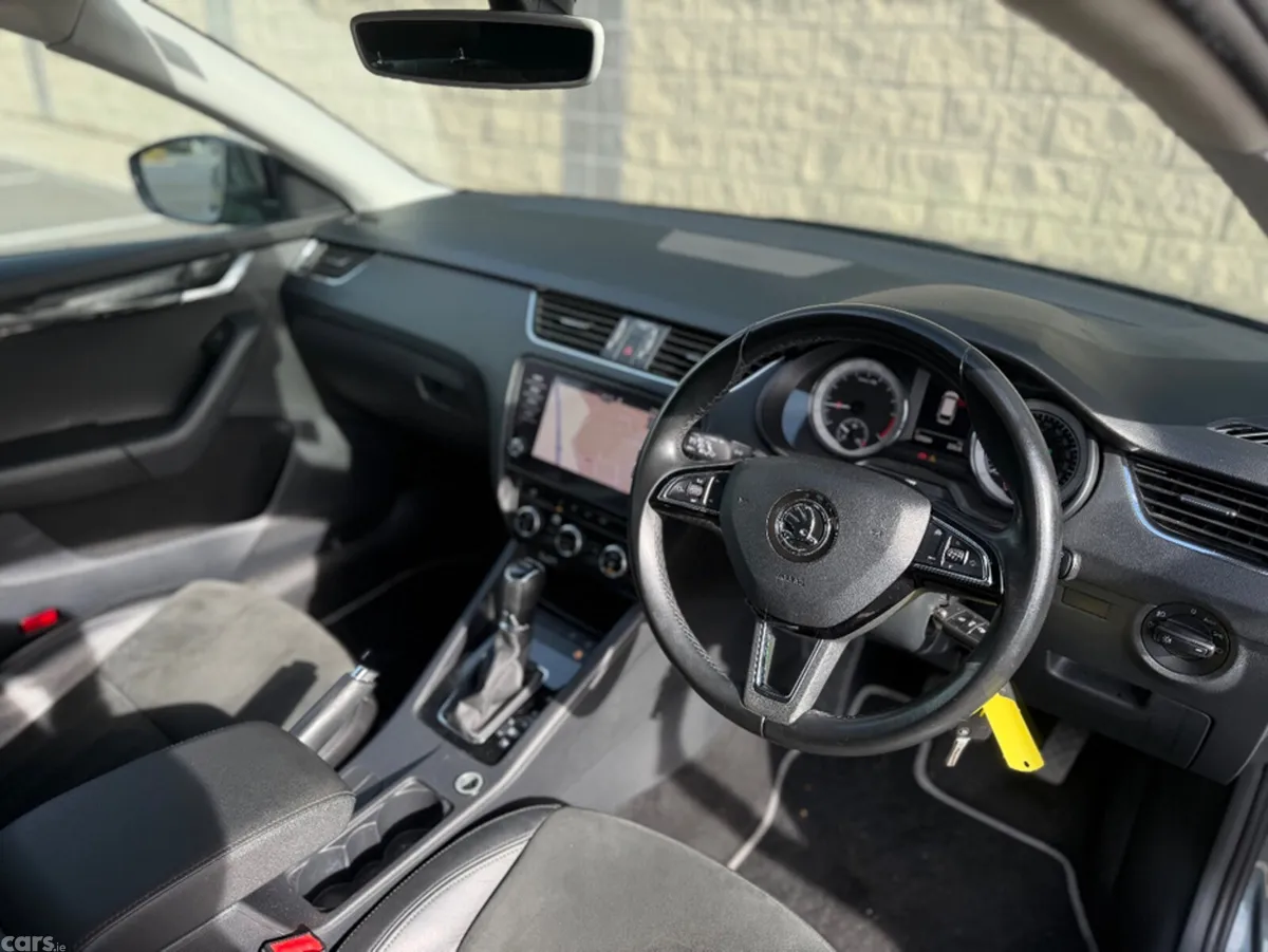 Skoda Octavia Estate, Diesel, 2018, Grey