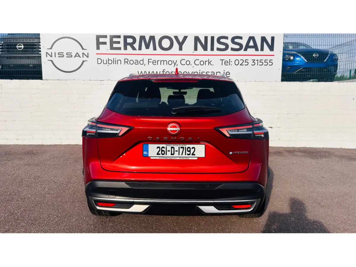 Nissan Qashqai Hatchback, Petrol Hybrid, 2026, Red