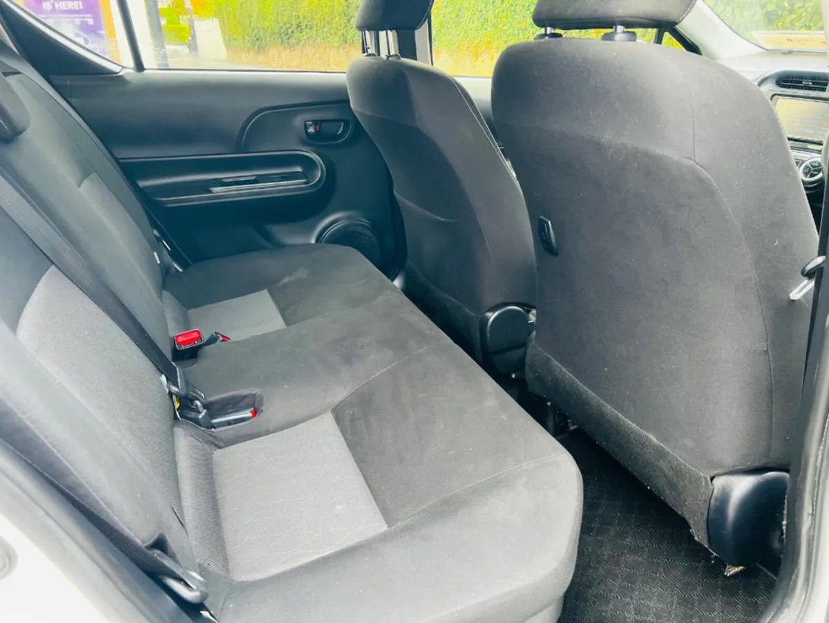 Toyota Aqua Hatchback, Petrol Hybrid, 2021, White