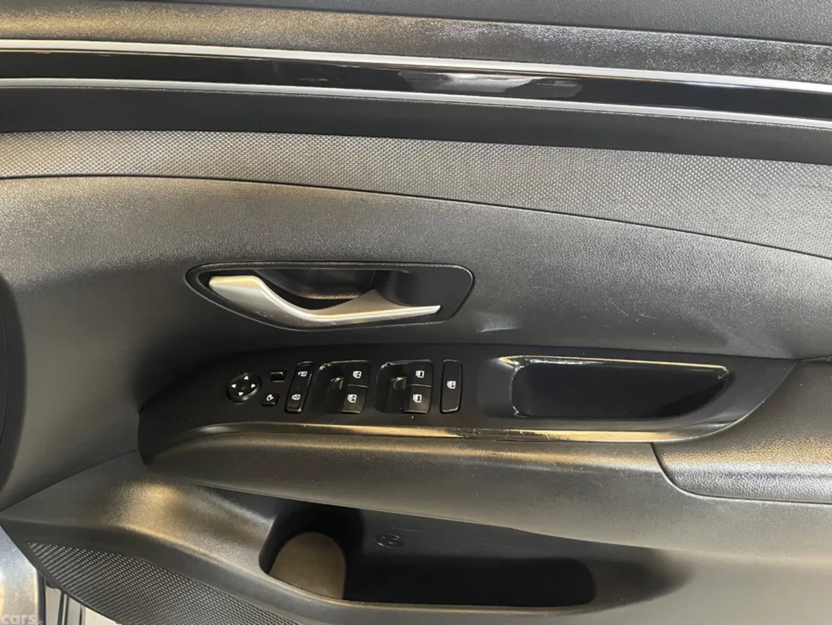Hyundai Tucson MPV, Petrol Hybrid, 2022, Grey