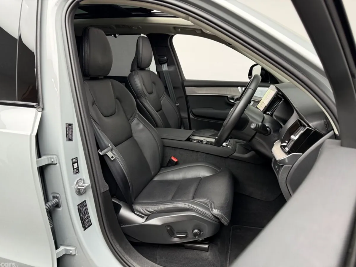 Volvo XC90 SUV, Petrol Plug-in Hybrid, 2026, Grey