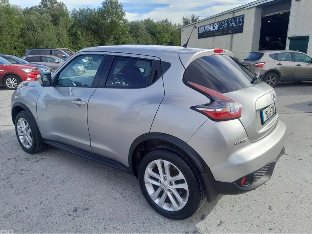Nissan Juke Hatchback, Petrol, 2015, Silver