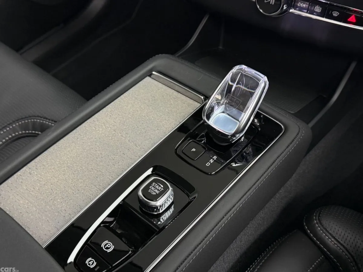 Volvo XC90 SUV, Petrol Plug-in Hybrid, 2026, Grey