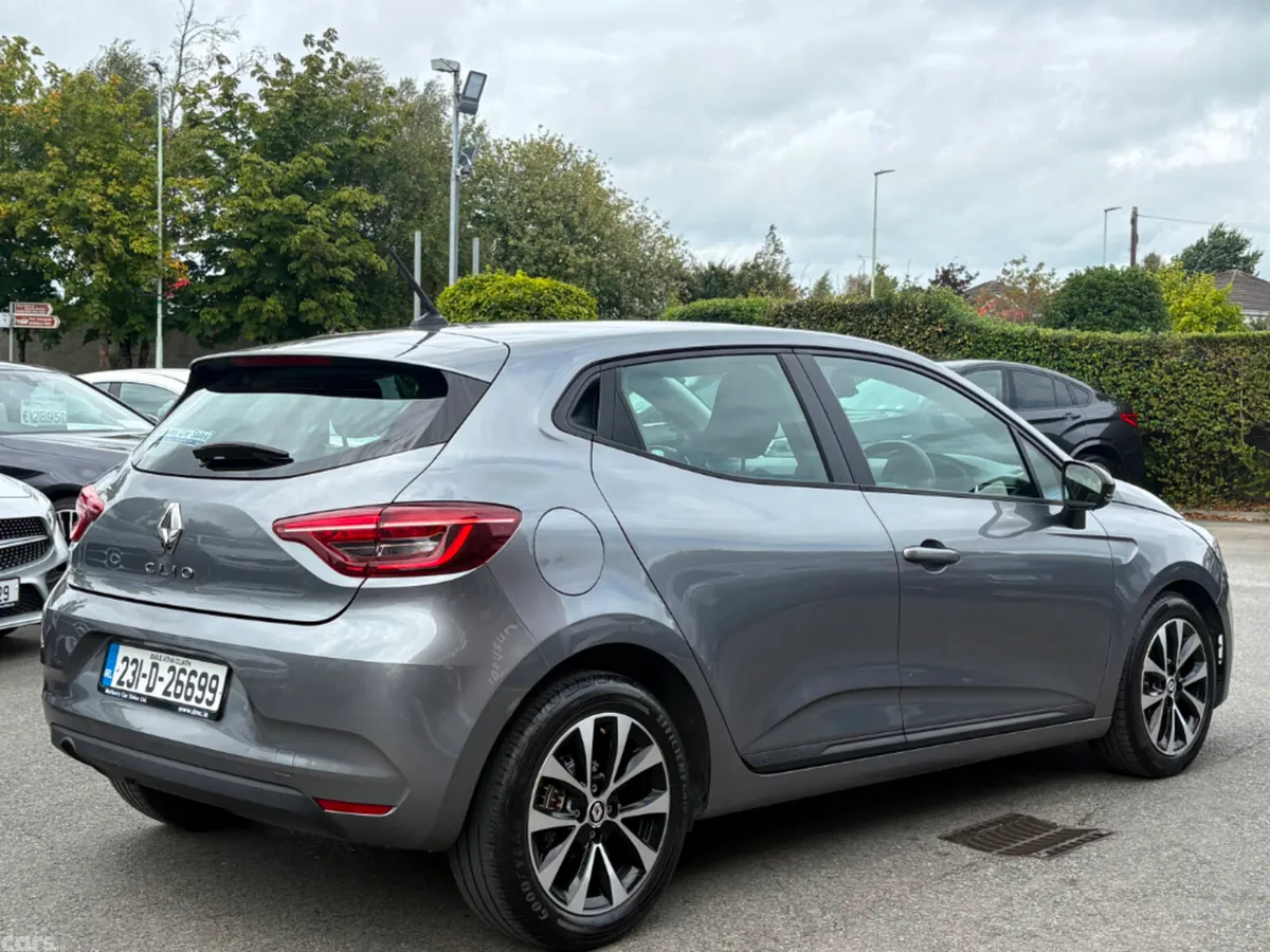 Renault Clio Hatchback, Petrol, 2023, Grey