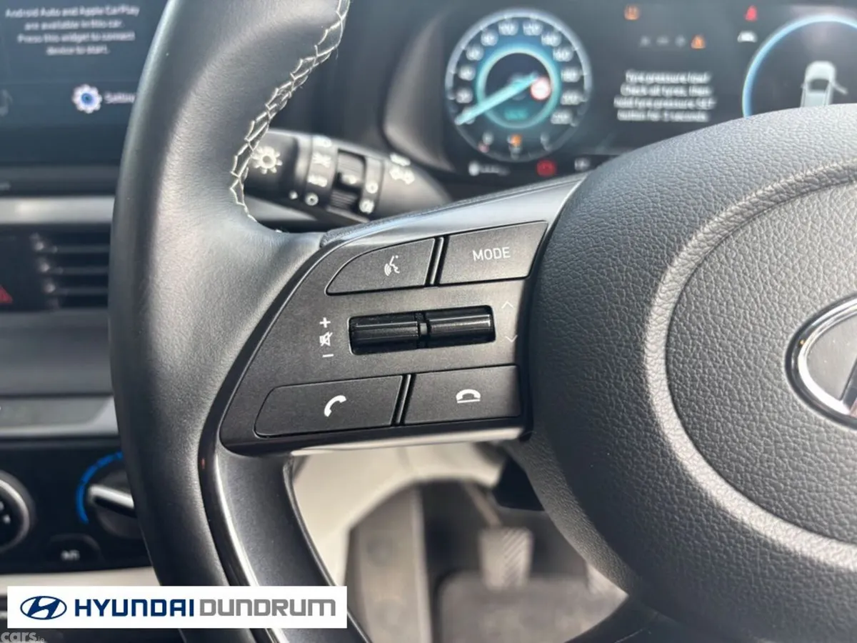 Hyundai i20 Hatchback, Petrol, 2021, White