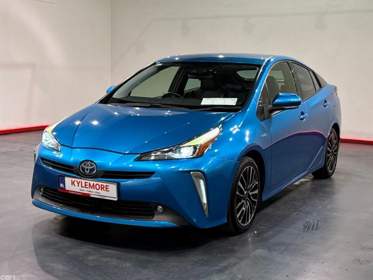 Toyota Prius Hatchback, Petrol Hybrid, 2019, Blue