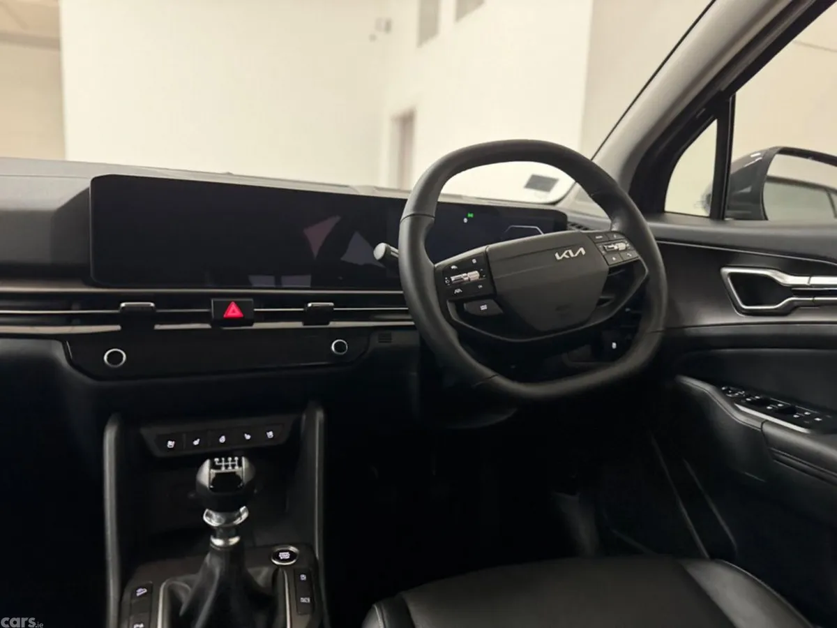Kia Sportage MPV, Diesel Hybrid, 2025, Grey