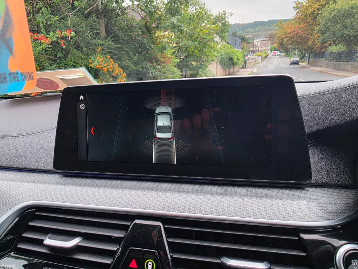 BMW 5-Series Saloon, Petrol Plug-in Hybrid, 2018, Blue