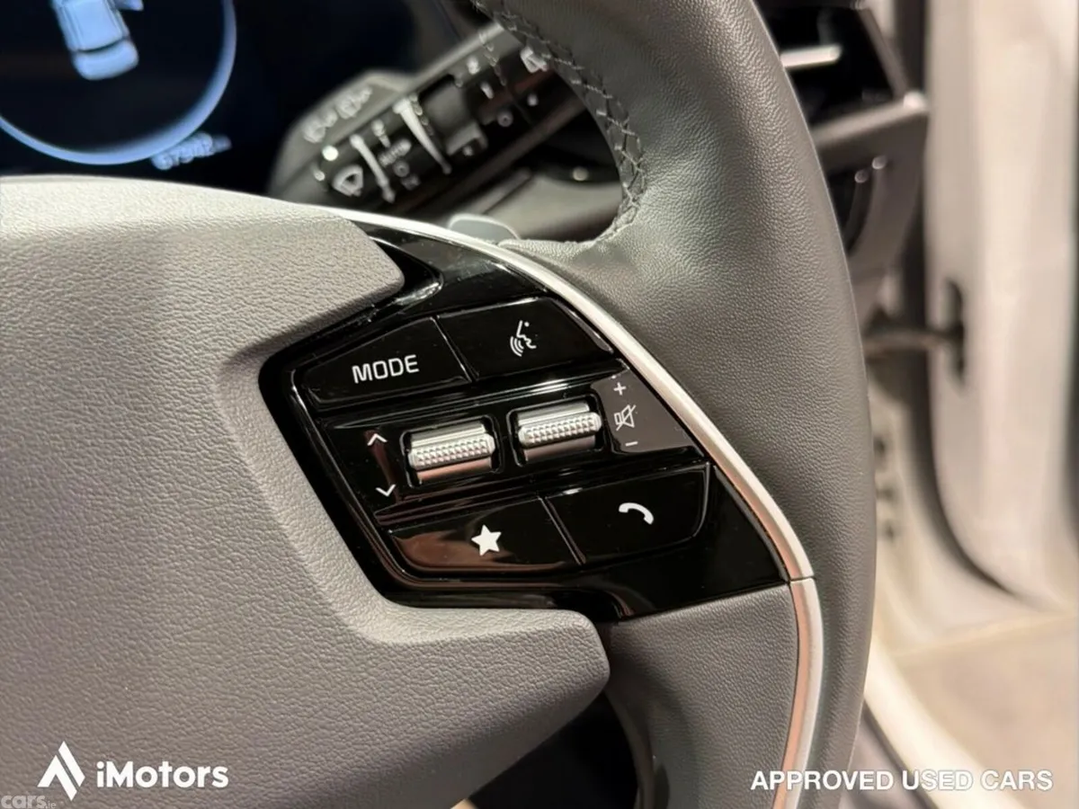 Kia Niro SUV, Electric, 2024, White