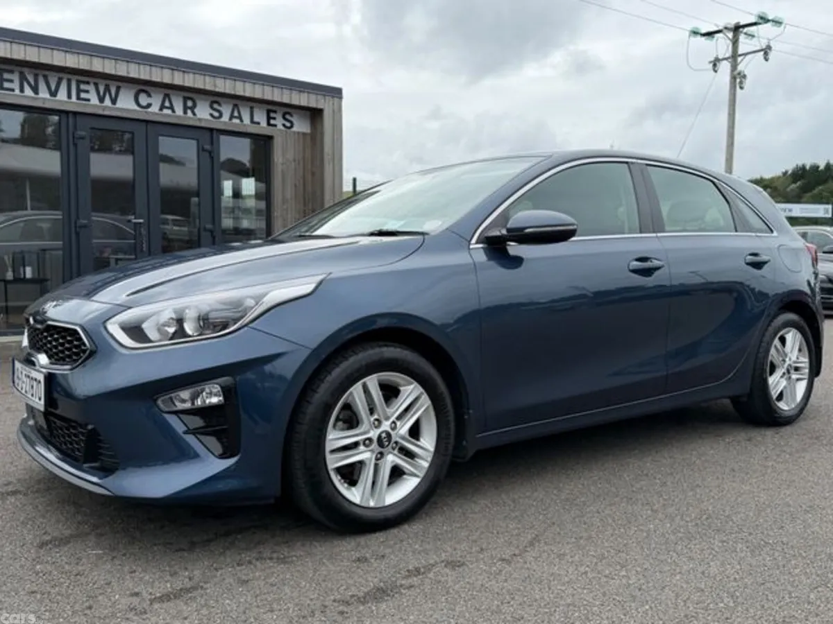 Kia Ceed Hatchback, Petrol, 2019, Blue