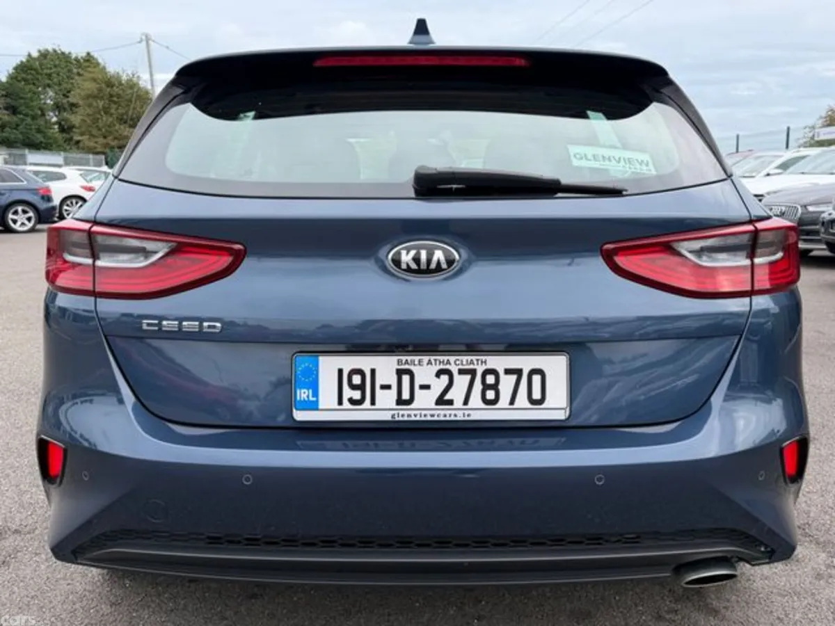 Kia Ceed Hatchback, Petrol, 2019, Blue