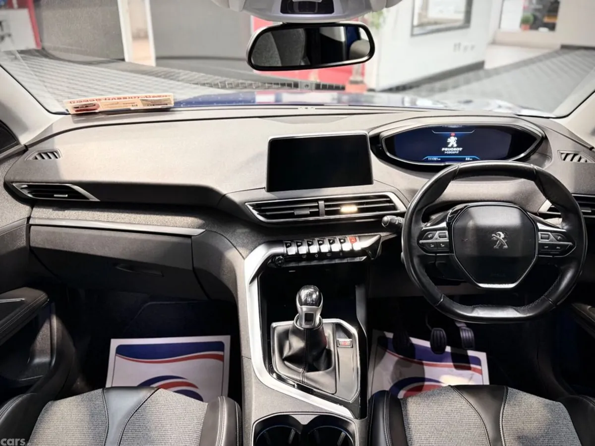 Peugeot 3008 MPV, Petrol, 2018, Blue