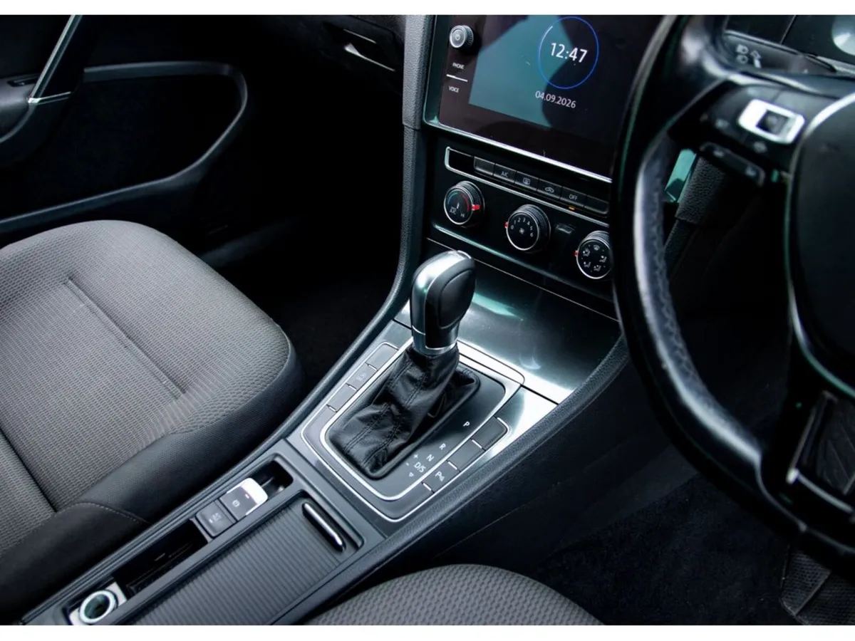 Volkswagen Golf Hatchback, Petrol, 2019, White
