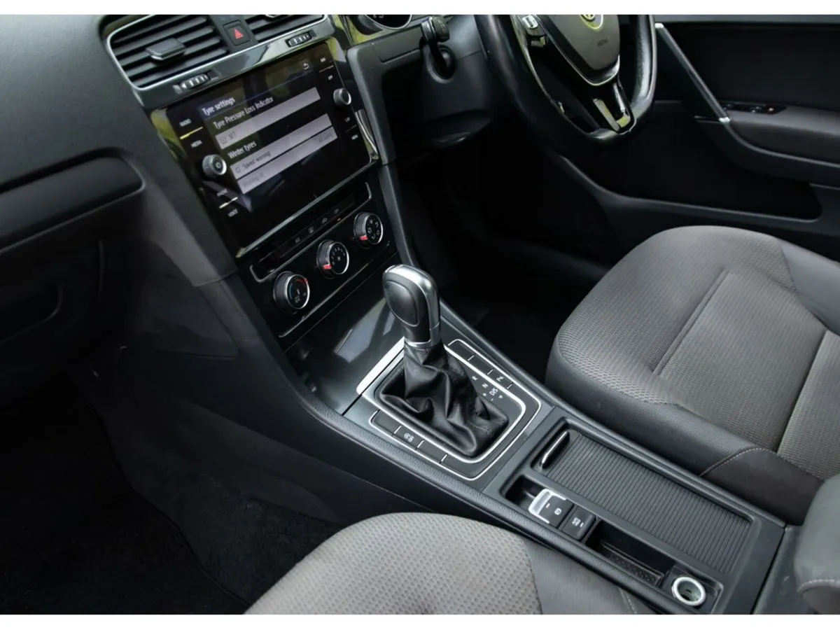 Volkswagen Golf Hatchback, Petrol, 2019, White