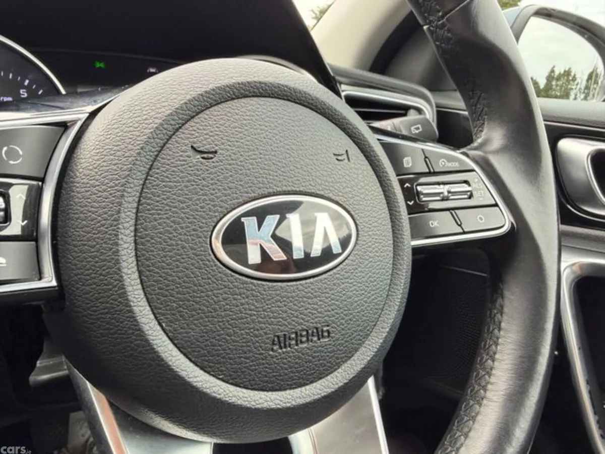 Kia Ceed Hatchback, Petrol, 2019, Blue