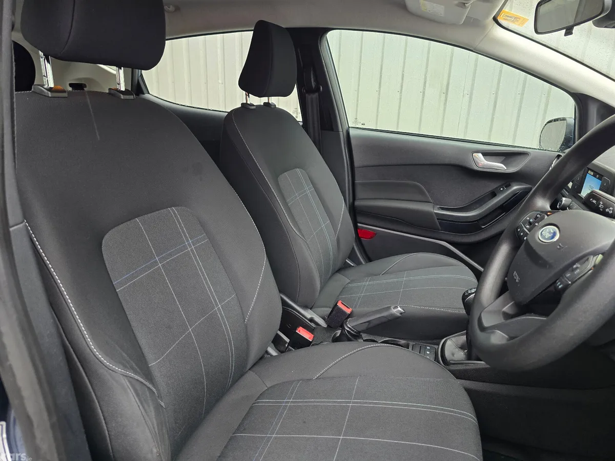 Ford Fiesta Hatchback, Petrol, 2019, Blue