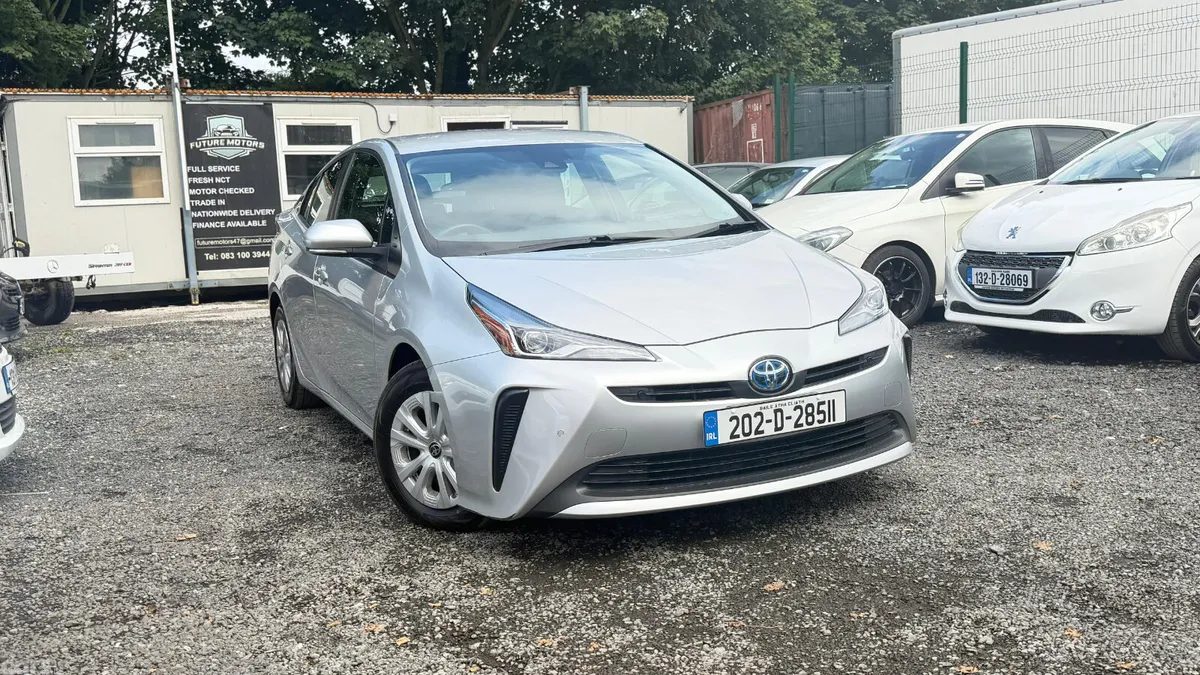 Toyota Prius Hatchback, Petrol Hybrid, 2020, Silver