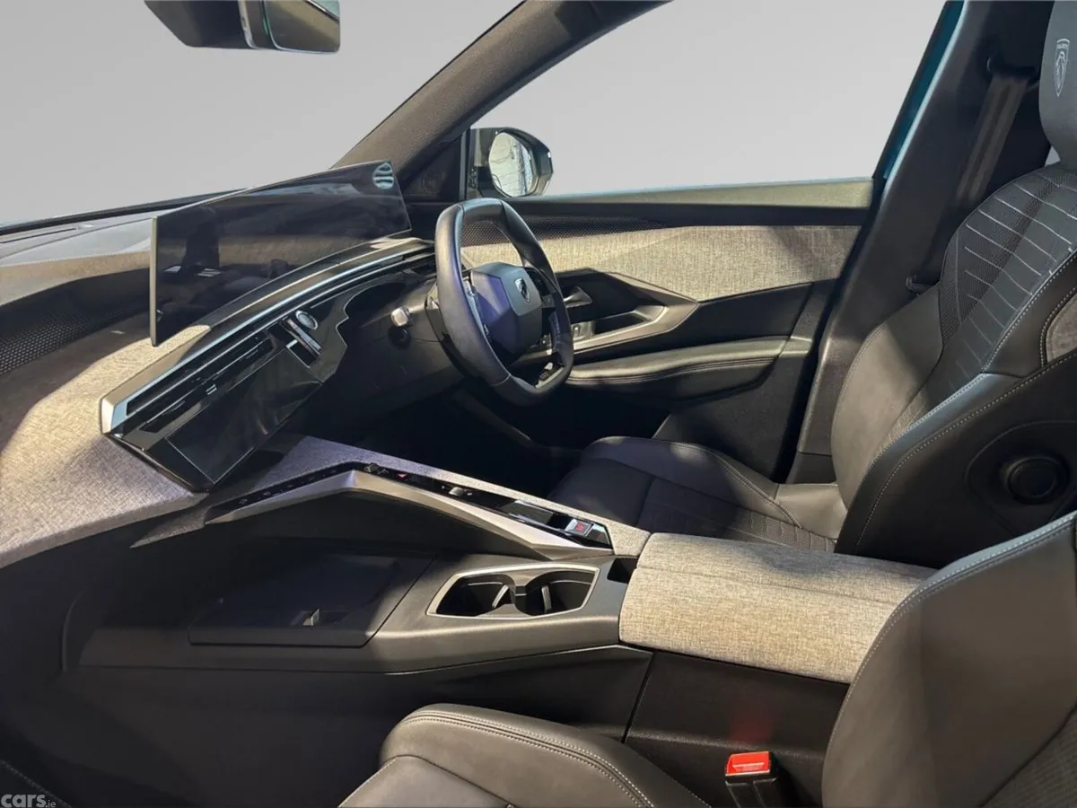 Peugeot 3008 MPV, Petrol Hybrid, 2025, Blue