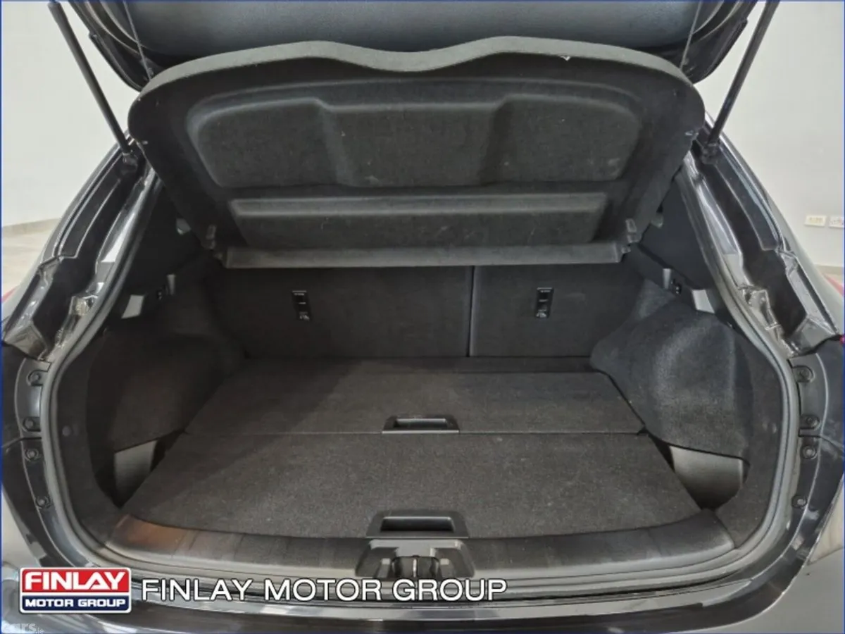 Nissan Qashqai Hatchback, Diesel, 2018, Black