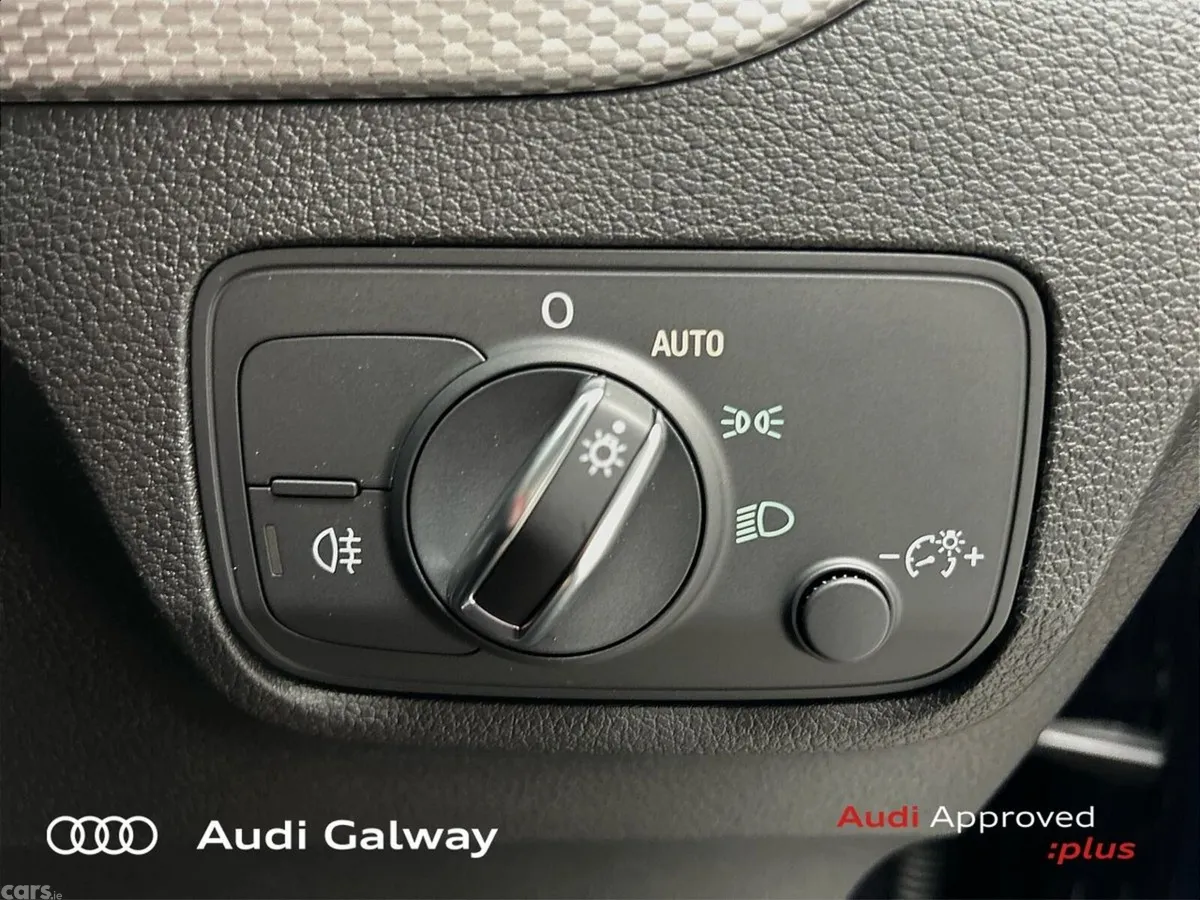 Audi Q2 SUV, Petrol, 2026, Blue