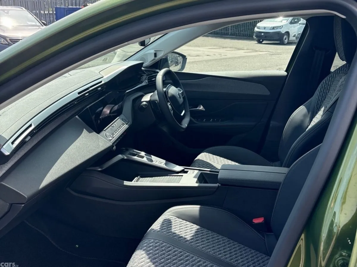 Peugeot 408 SUV, Petrol Hybrid, 2026, Green