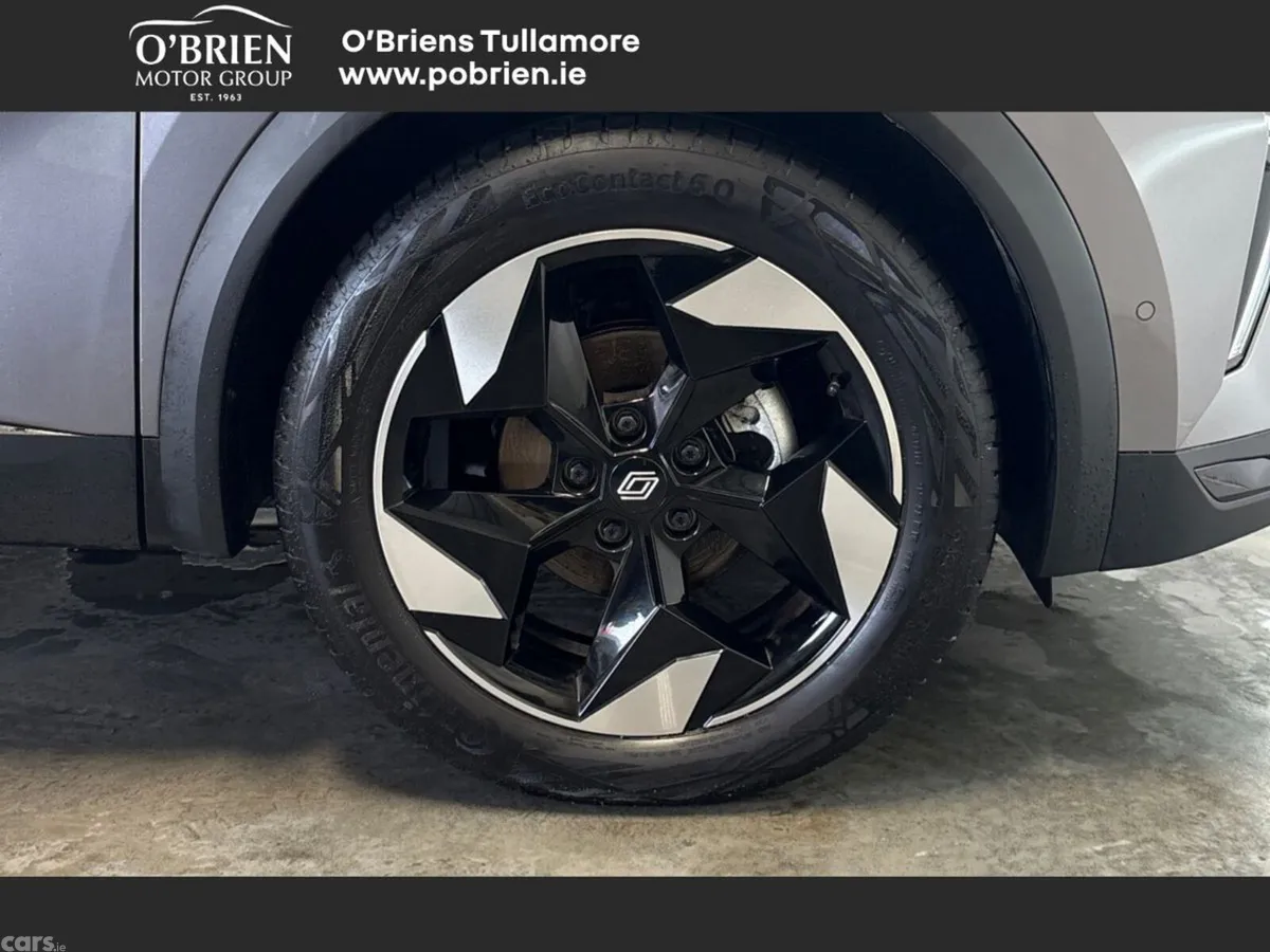 Renault Captur Hatchback, Petrol, 2025, Grey