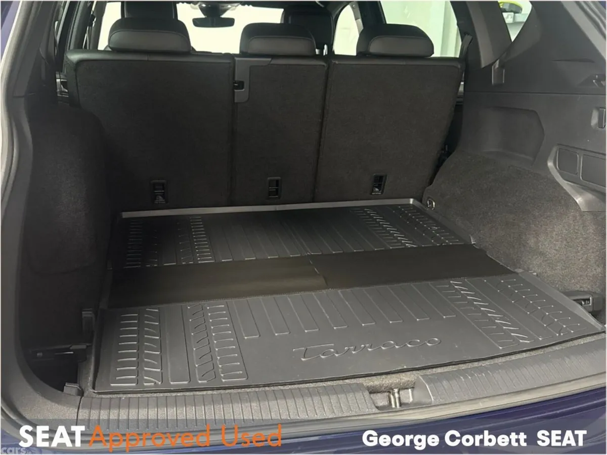 SEAT Tarraco Estate, Petrol Plug-in Hybrid, 2022, Blue