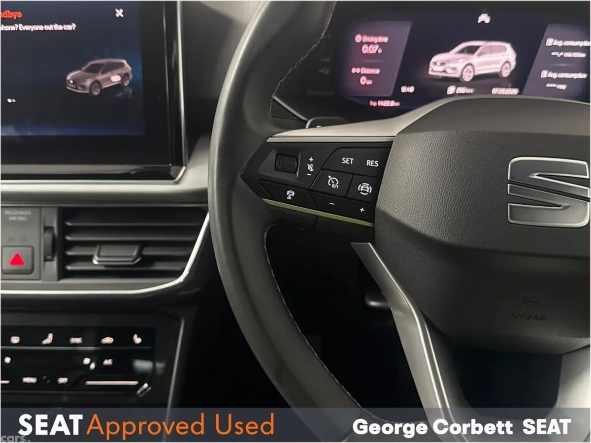 SEAT Tarraco Estate, Petrol Plug-in Hybrid, 2022, Blue