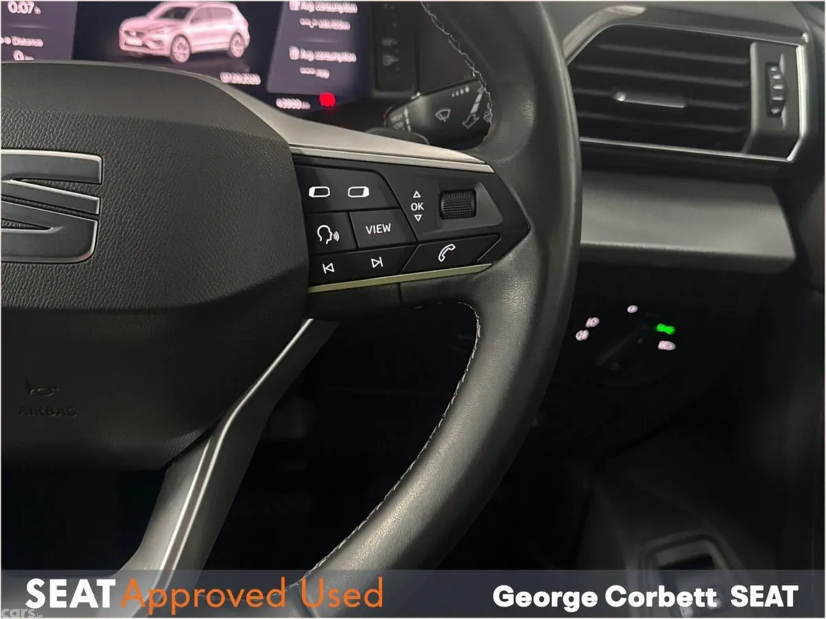 SEAT Tarraco Estate, Petrol Plug-in Hybrid, 2022, Blue