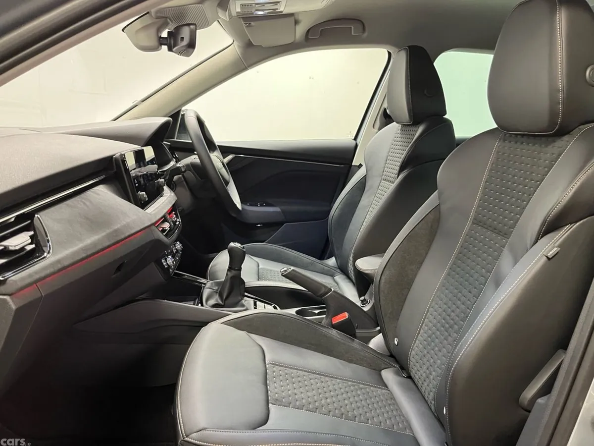 Skoda Kamiq Hatchback, Petrol, 2026, Silver