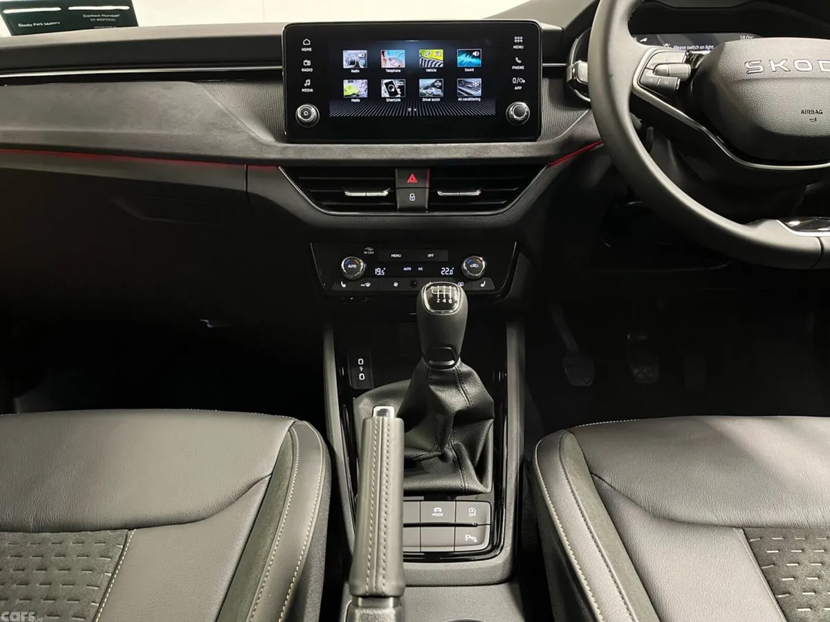 Skoda Kamiq Hatchback, Petrol, 2026, Silver