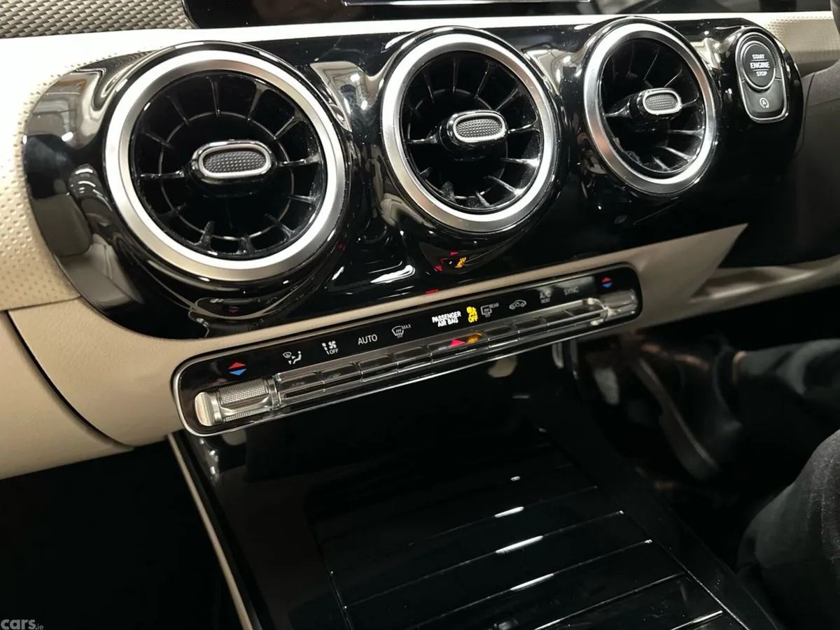Mercedes-Benz A-Class Hatchback, Petrol, 2019, Silver