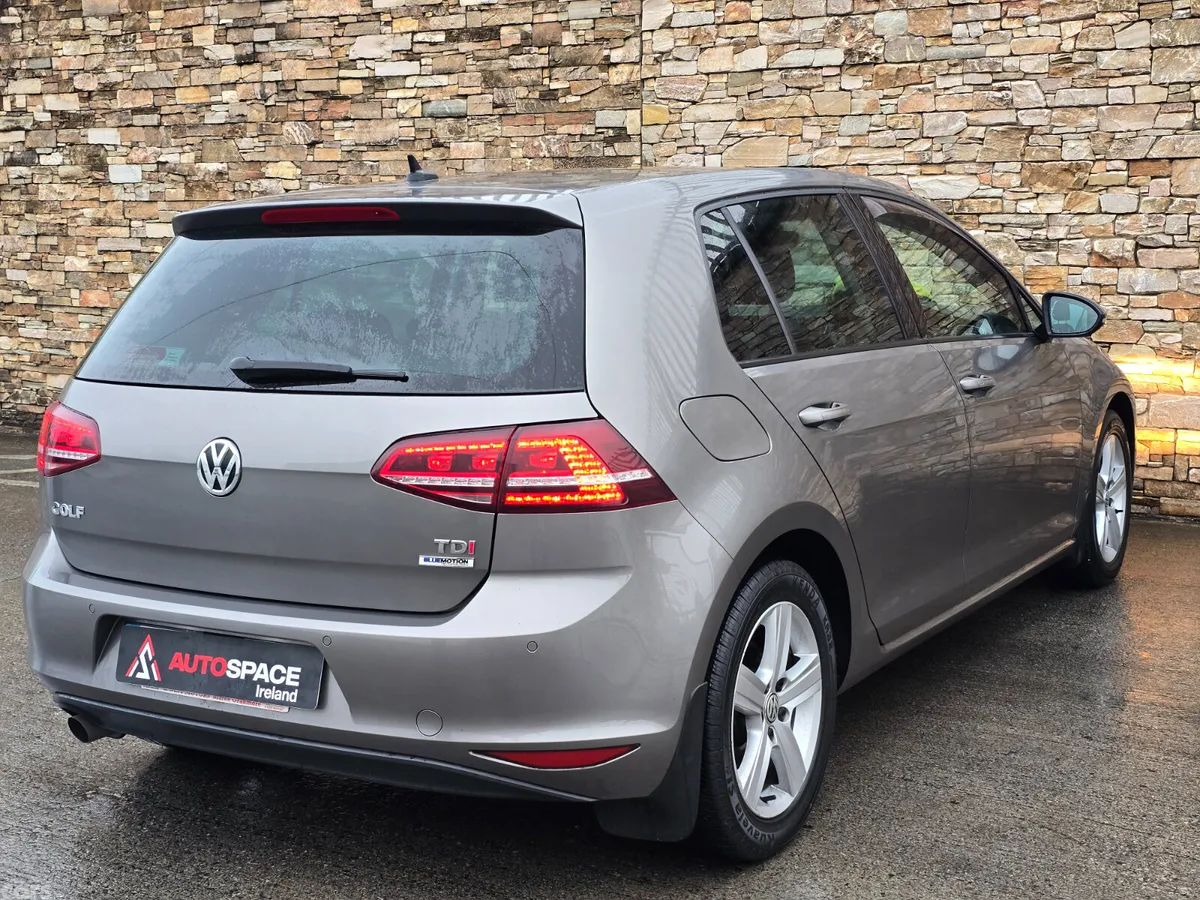 Volkswagen Golf Estate, Diesel, 2017, Grey