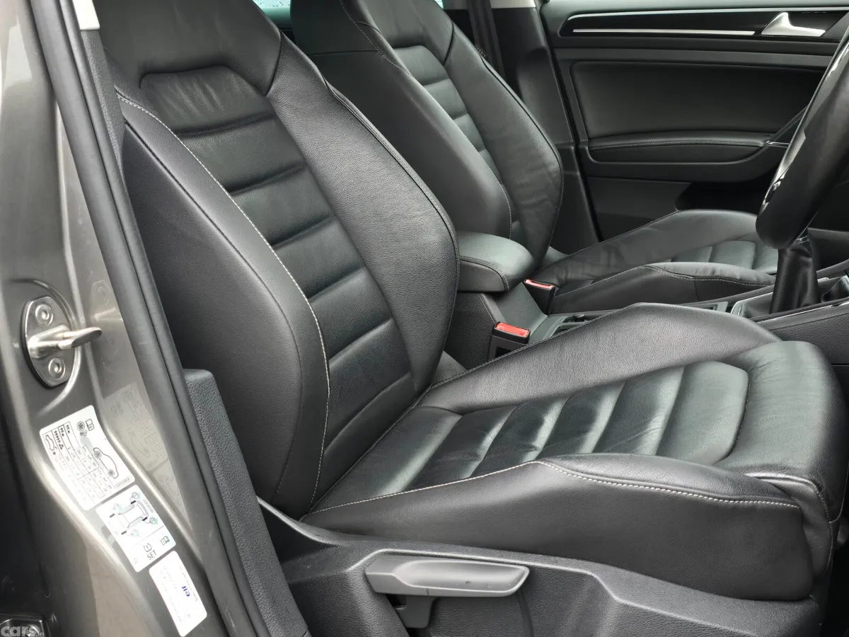 Volkswagen Golf Estate, Diesel, 2017, Grey