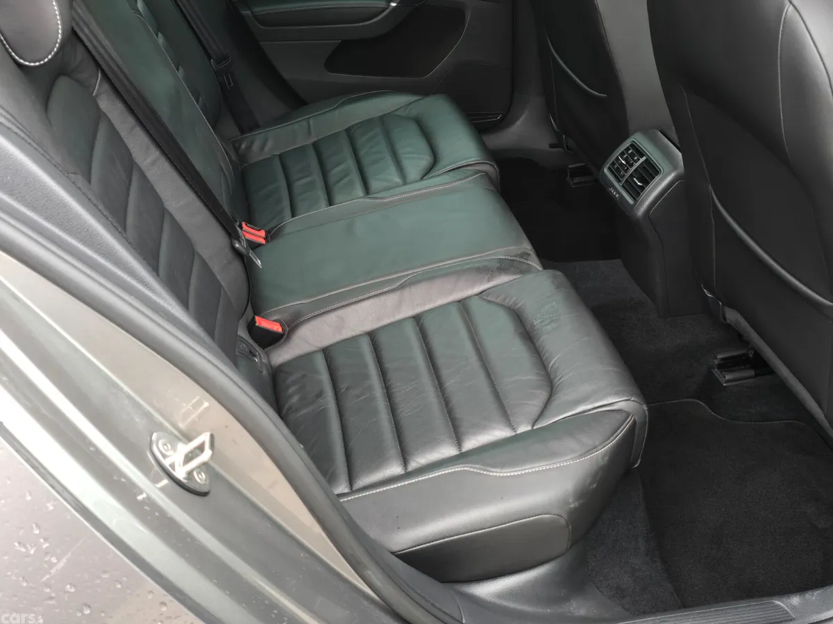 Volkswagen Golf Estate, Diesel, 2017, Grey