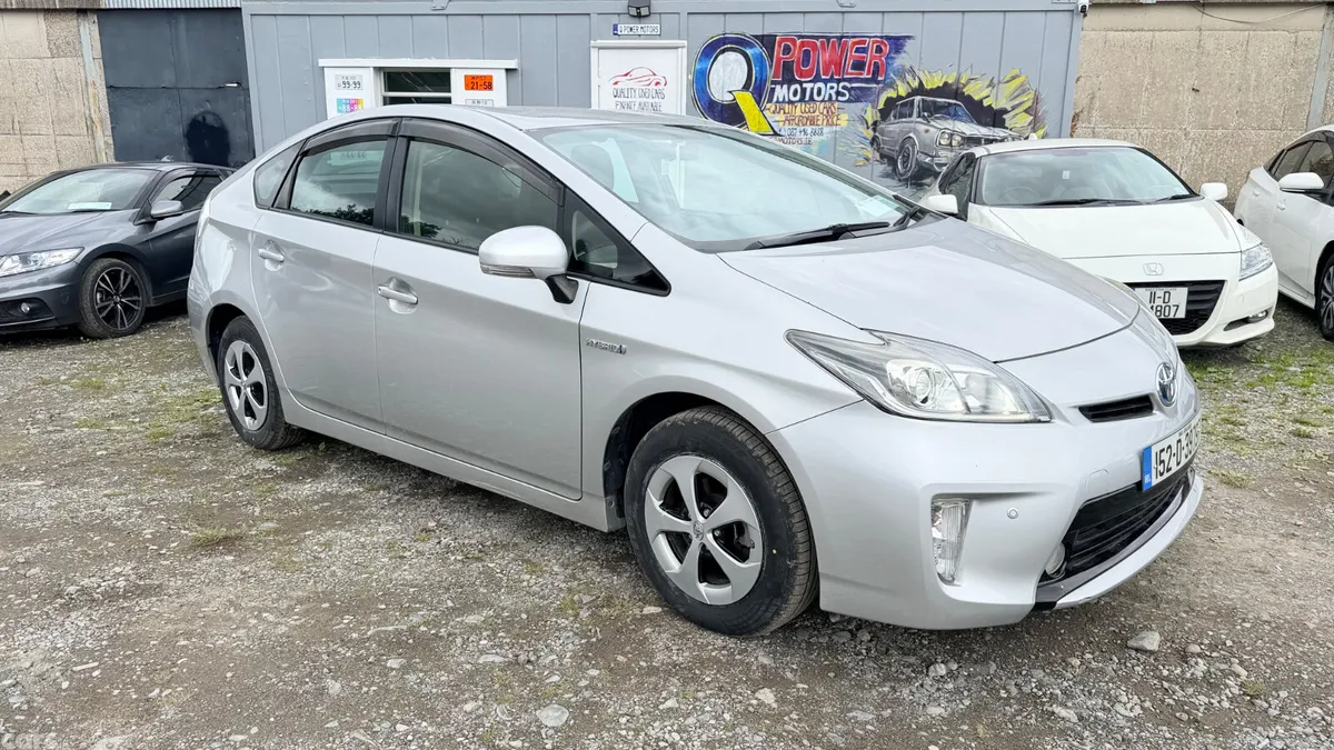 Toyota Prius Hatchback, Petrol Hybrid, 2015, Silver