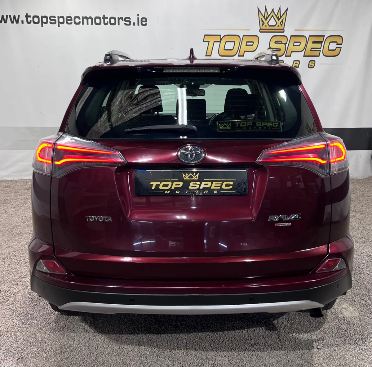 Toyota RAV4 SUV, Diesel, 2017, Red